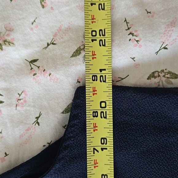 Michael Kors tank top with tie details - Picture 7 of 9